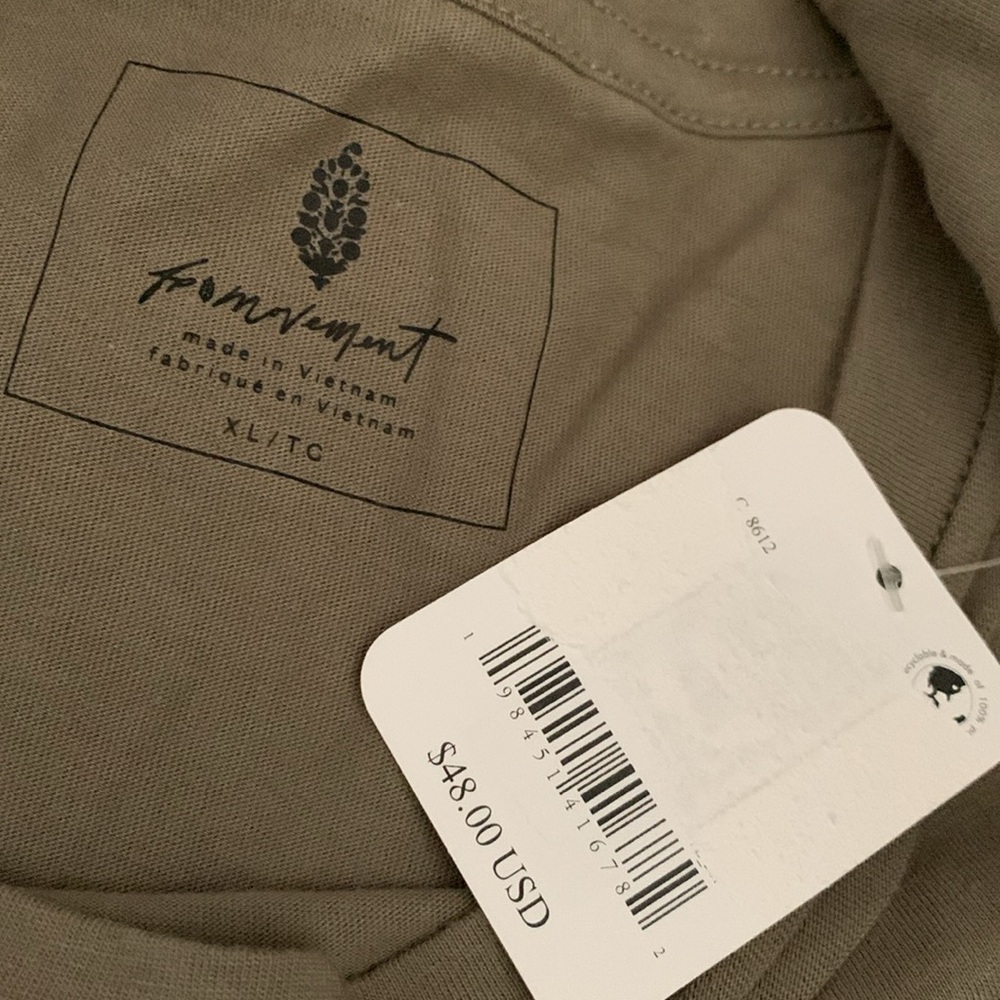 FP MOVEMENT Inspire Buti Logo Tee Sage NWT - Picture 11 of 13